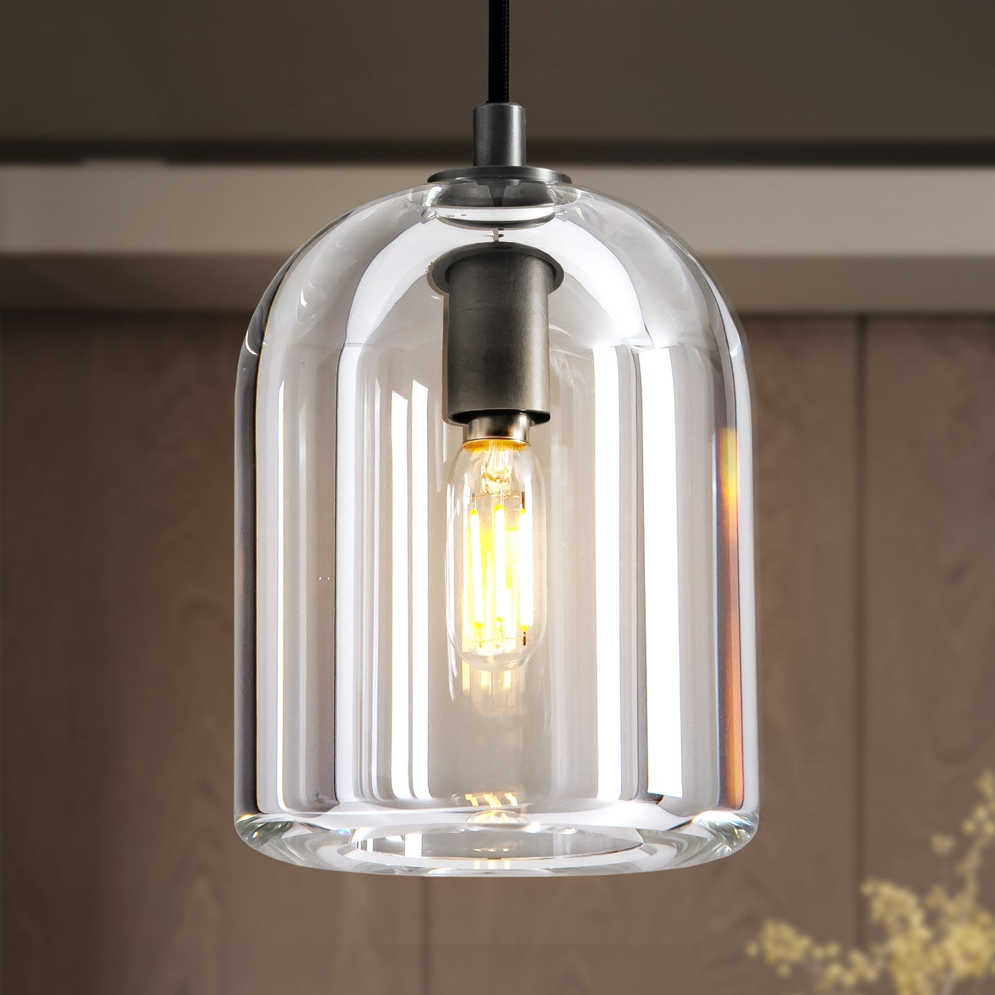 1-Light Black Pendant Light, Modern Indoor Pendant Light with Crystal Shade for Kitchen Island, Dining Room, Living Room