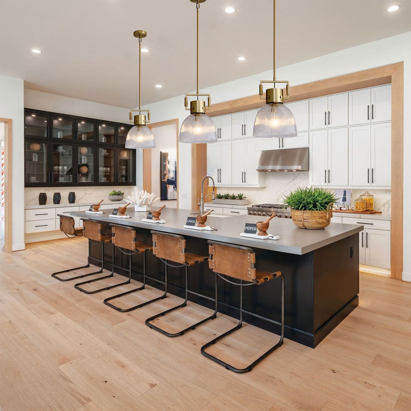 Modern Farmhouse Shaded Kitchen Island Pendant Lighting, 1-Light Gold Pendant Light with Glass Shade, Gold Pendant Light
